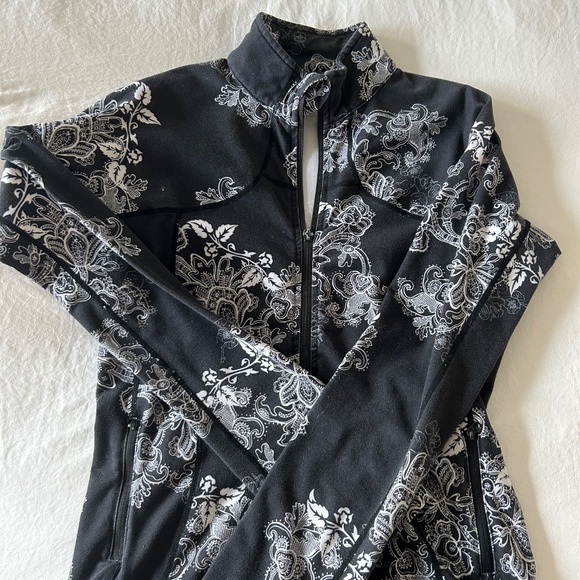 Vintage Lululemon Jacket - Picture 2 of 5